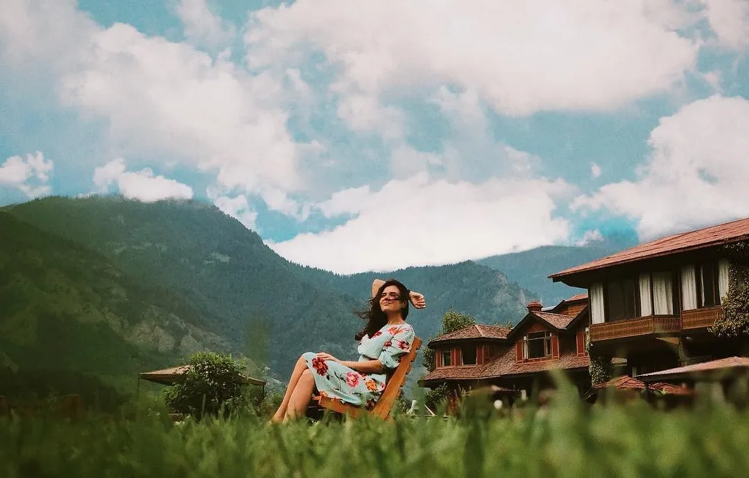 Kashmir Unplugged: Beyond the Postcard, Offbeat Tour.