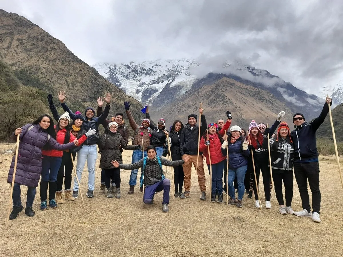 Kashmir Diaries: 5 Nights of Bliss, Bonding & Beauty.