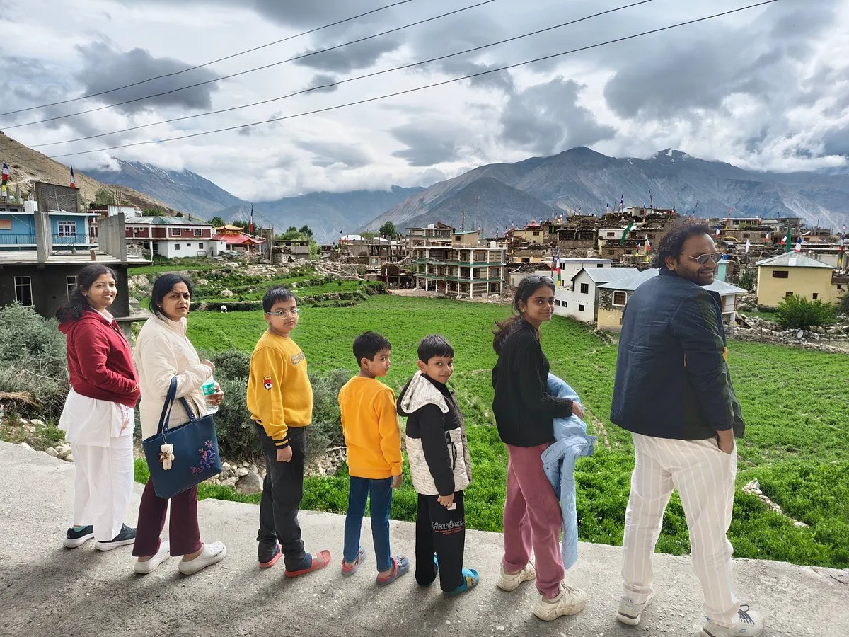 Kashmir Diaries: 5 Nights of Bliss, Bonding & Beauty.